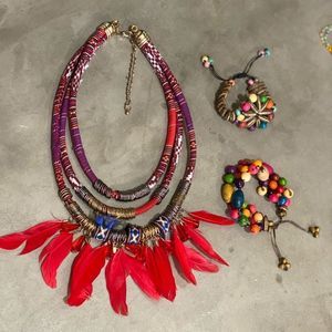 Gorgeous Southwestern jewelry set. 4 pieces!